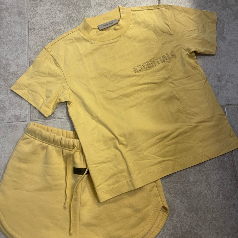 Essentials Short Set